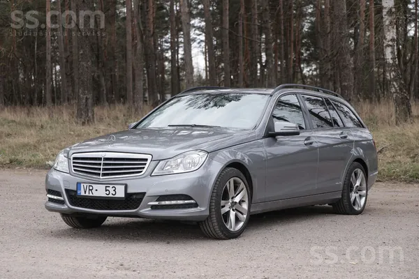 Mercedes Pārdod Mercedes-Benz C200 2.1Cdi. Nobraukums oriģi