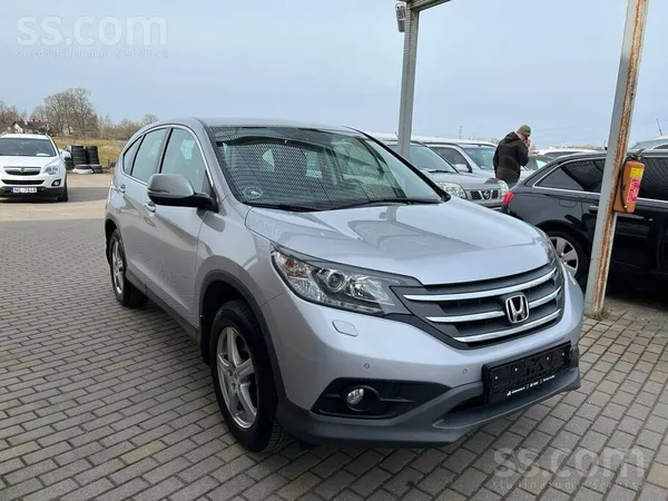 Honda Pārdodas Latvijā braukts Honda C-Rv, 4X4, 1.5 benz