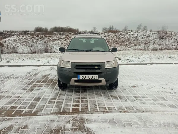 Land-rover Машина в хорошем состоянии. Заменили : свечи, высо