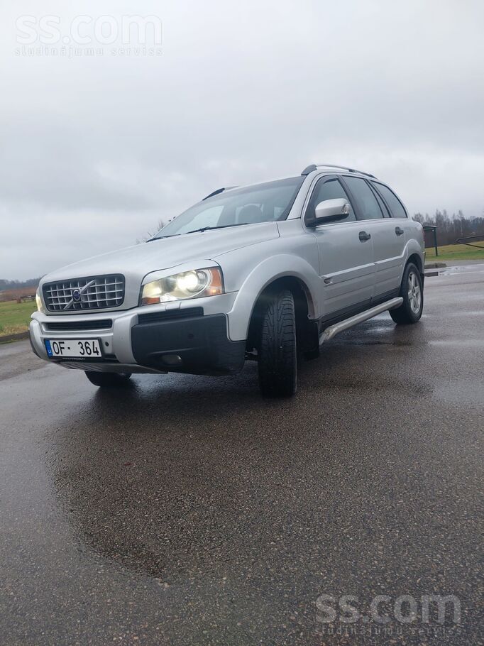 Volvo 2.4 dīzelis, 4x4 mehanika labā tehniskā un vizuāla
