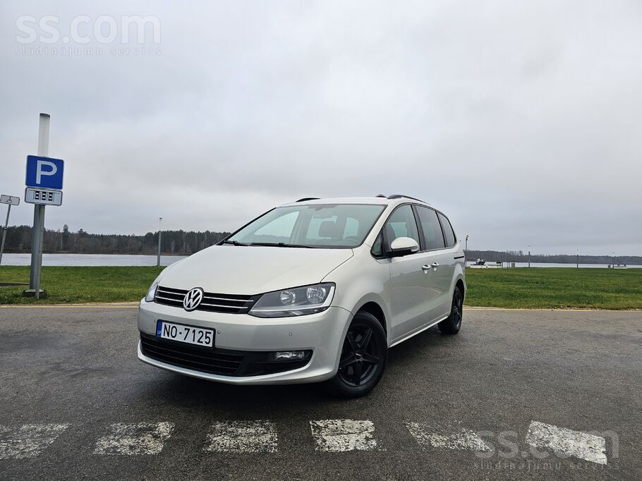 Pārdošanā VW Sharan. Jaunas ziemas riepas. Ir servisa vēsture. Pa lielam vis