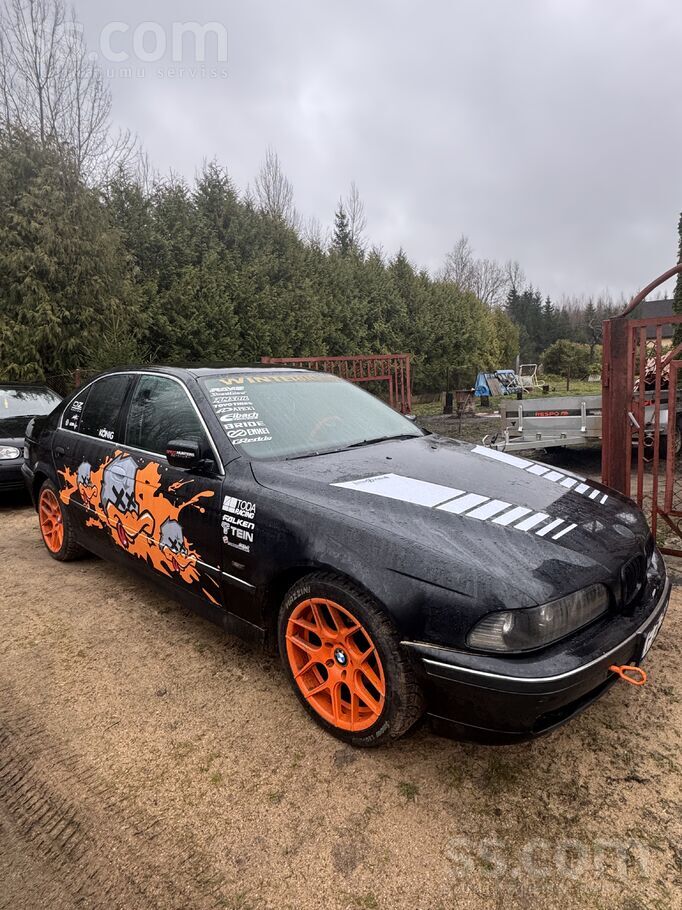 BMW Pārdod e39