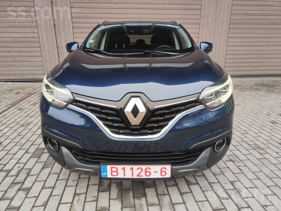 1.2 benzīns ,
96 kw,
Automāts,
Tikko no Francijas.
100% oriģināls