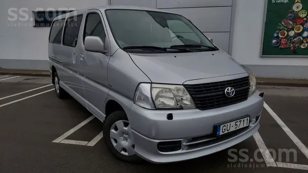 Toyota 8-vietas. Toyota Hiace 2.5 disel 86 kW. 