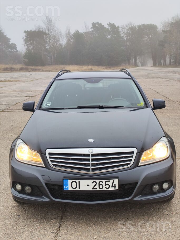 Mercedes Auto ievests no Dānijas, labi uzturēts, regulāri v