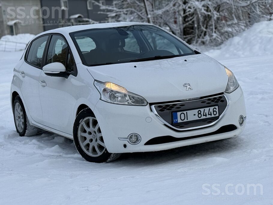 Peugeot 208 Automāts 1.4D 
Skate līdz 10.07.2026, ceļa nodoklis uz gadu tik