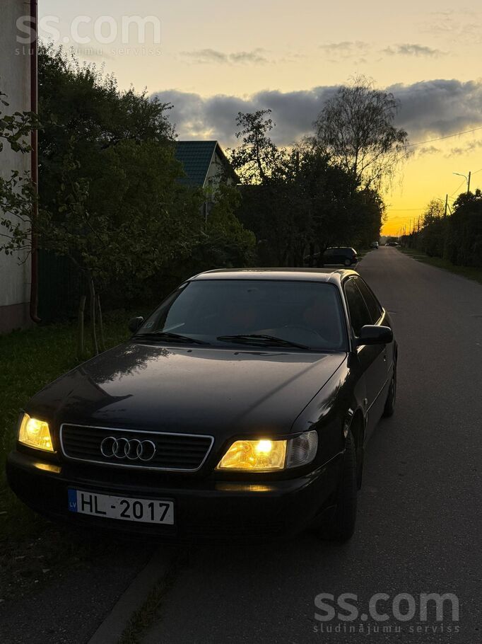 Audi Pārdodu leģendāru klasisku automobili Audi A6 C4.
