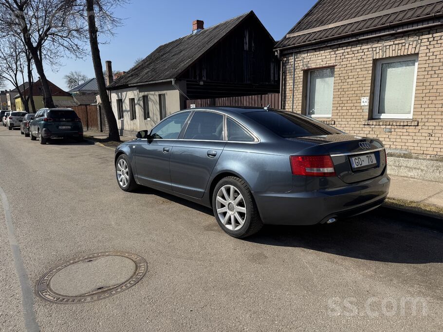 Audi Продам ухоженную машину, новая зимняя резина, все 
