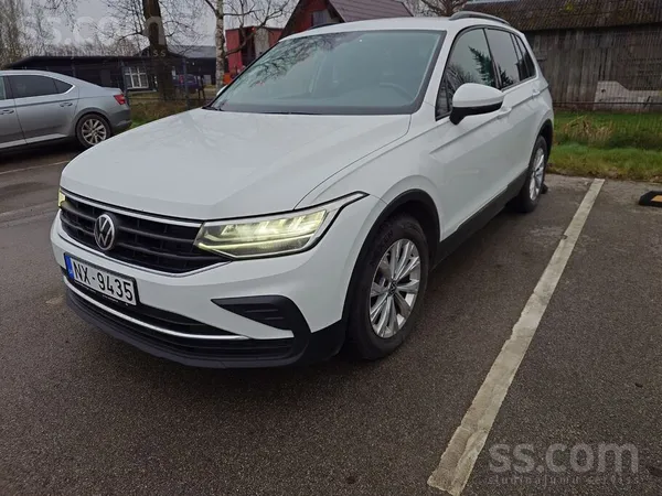 Volkswagen Uzņēmums pārdod Tiguan 1.5 Life Gt110Tsi, auto ir 