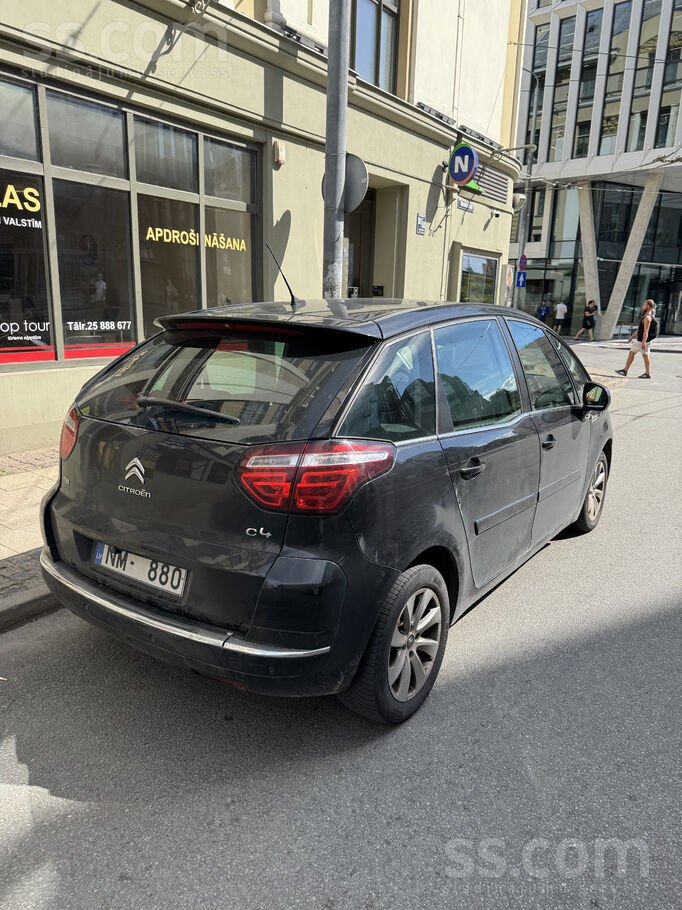 Citroen Pārdodu Citroen Picasso 1.6D teicamā stāvoklī ar j