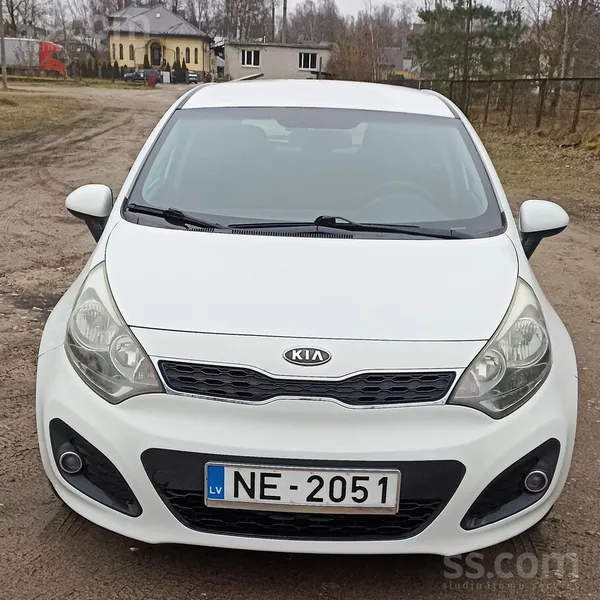 KIA Kopts Kia Rio 1.4crdi 90zs, 4 cilindri. Dzinējam i