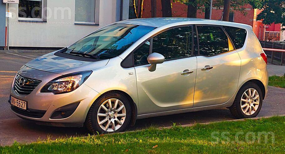Opel Pārdodu jauku auto ar reālu nobraukumu. Latvijā es