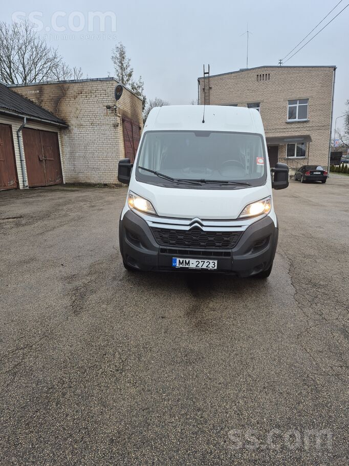 Pardod labu businu. 6vietas. teicama. stavokli. Pirkts jauns Latvija. vestur