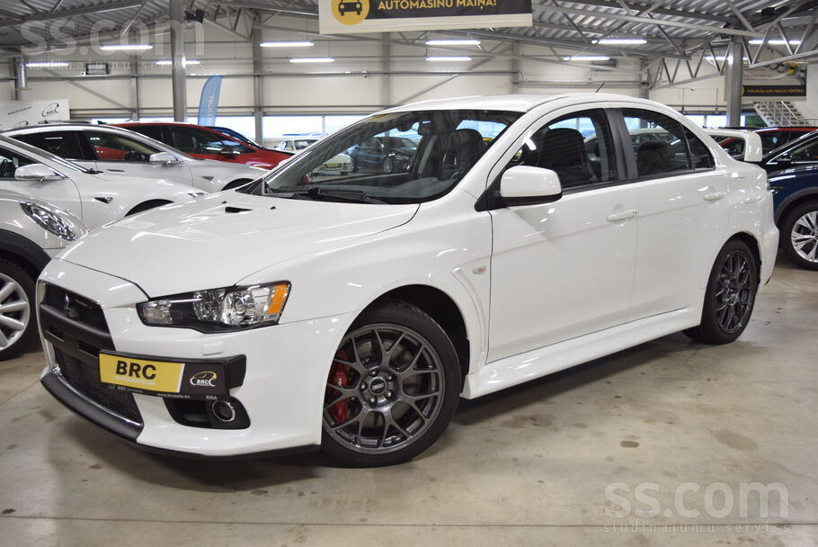 Mitsubishi Lancer Evolution X Sst. 2014. gada. 2.0l benzīns, 217 Kw (295 Hp)