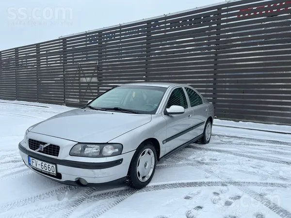 Volvo Iespējama apmaiņa ar manu piemaksu. Jauna TA 14.12