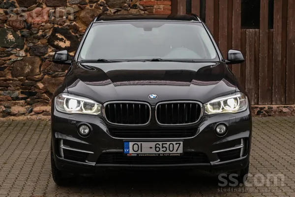 BMW Pārdod BMW X5 F15 xDrive30d