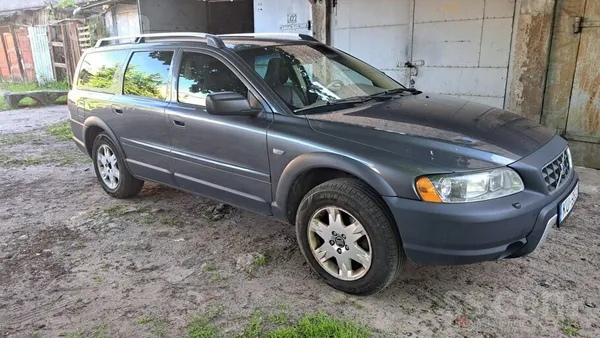 Volvo XC 70 - 1