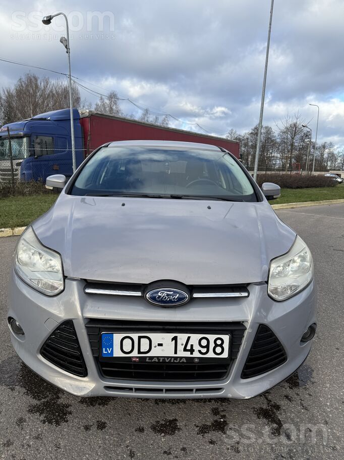 Ford В Латвии не эксплуатировался. Снизу и снаружи вооб