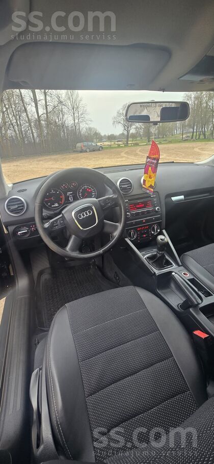 Audi Pārdodu Audi A3 automašīnu labā tehniskā stāvoklī.