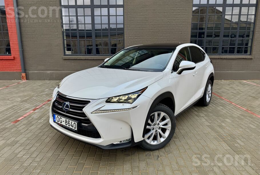 Lexus Lexus Nx300H Hybrīds Luxury komplektācijā. 