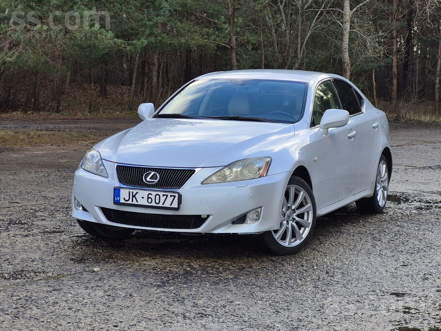 Доброго времени суток, продаю своего железного коня. Этот седан сочетает в с