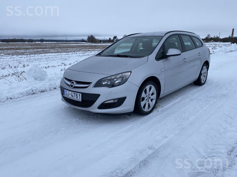 Pārdod Opel Astra Sports Tourer
Latvijā nav ekspluatēts. 
Uzticams, ekanom