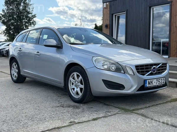 Volvo Volvo V60, 2.0 dīzelis, 5 cilindru Volvo motors, 1