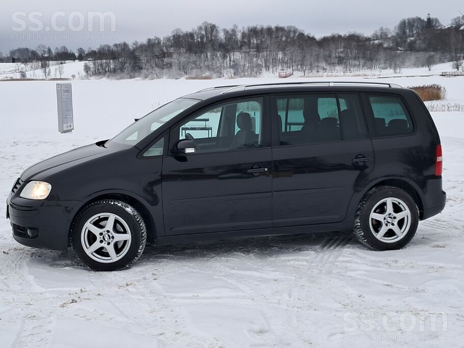 Volkswagen Highline, 7 sēdvietas, 1, 9 tdi, 77kw 105zs. No Vā