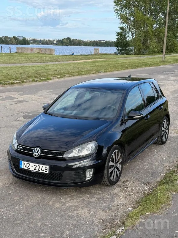 Volkswagen Golf 6 - 1