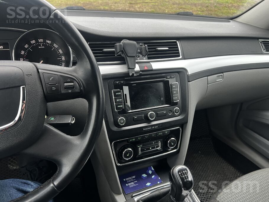 Škoda Superb 2.0Tdi 103kw, TA 05.01.2027. Laba komplektācija: el. sēdeklis a