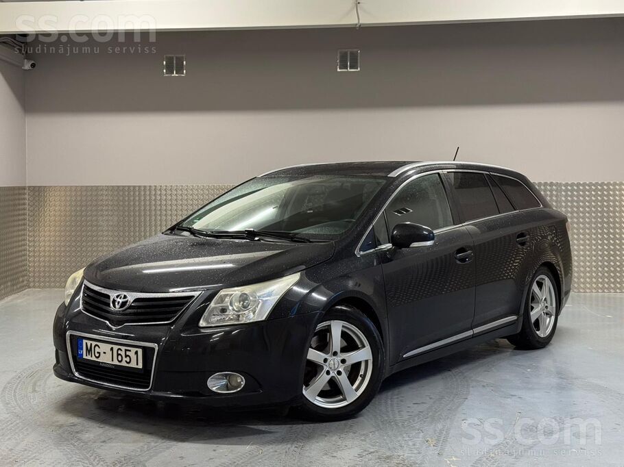 Toyota 2.2 D4D 110kw ar svaigu TA, jaunas bremzes, 