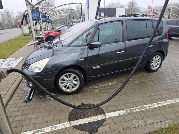 Renault Машина в хорошем состоянии, 7мест