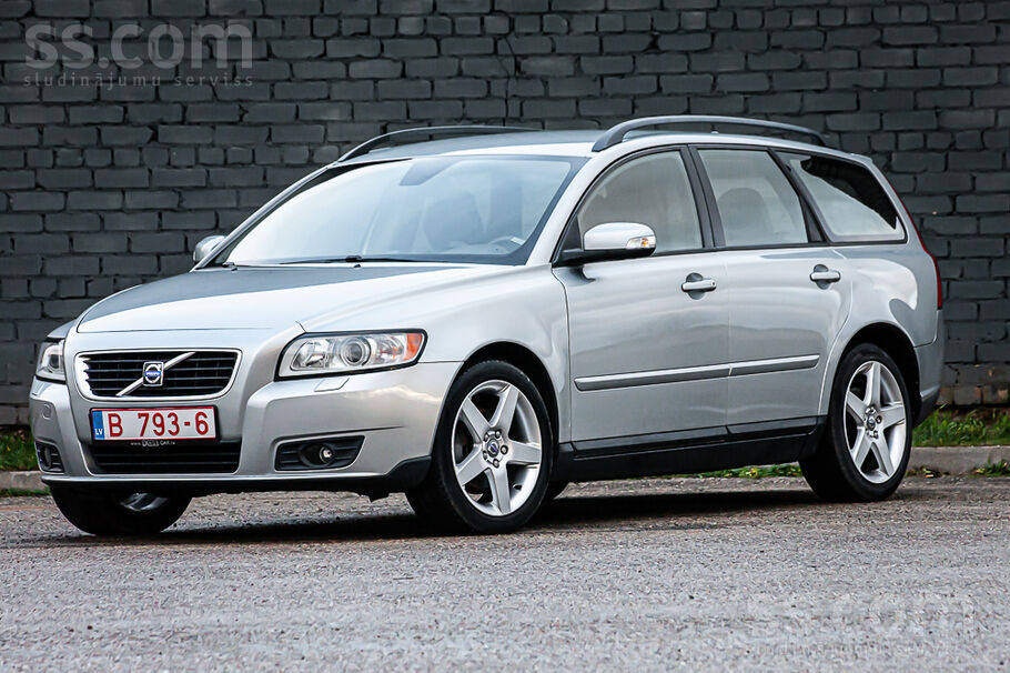 Volvo Volvo V50 2.0 benzīns 107kw. No Nīderlandes. 