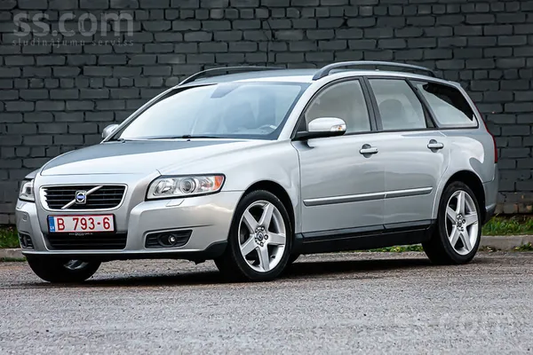 Volvo Volvo V50 2.0 benzīns 107kw. No Nīderlandes. 