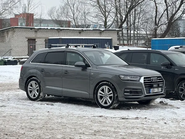 Audi 3.0 Tdi, 200kw, quattro, pneimo, webasto
