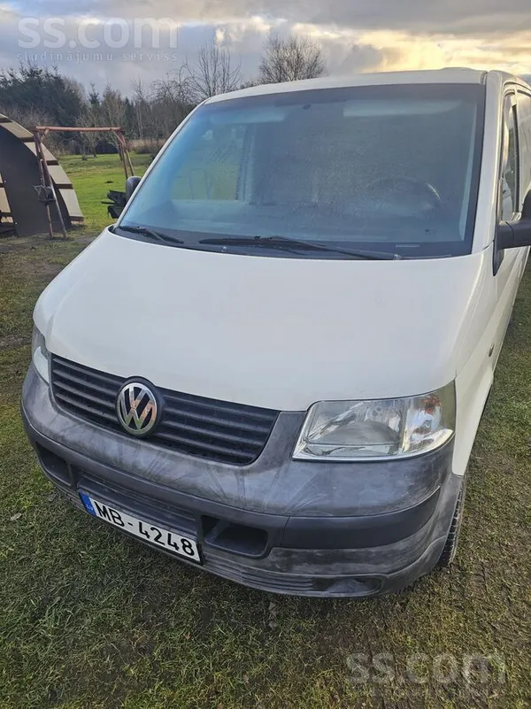 Volkswagen Pardosu loti labi saglabatu t5 transporteriti-, kr