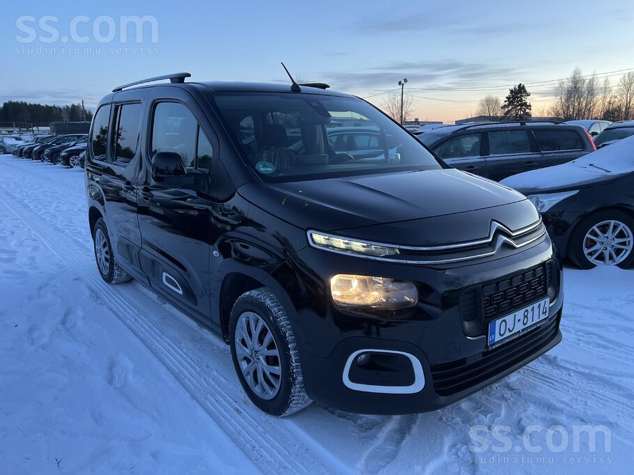 Automāts Citroen Berlingo M-Feel 1.5d, pilna servisa vēsture, Navi, kamera,