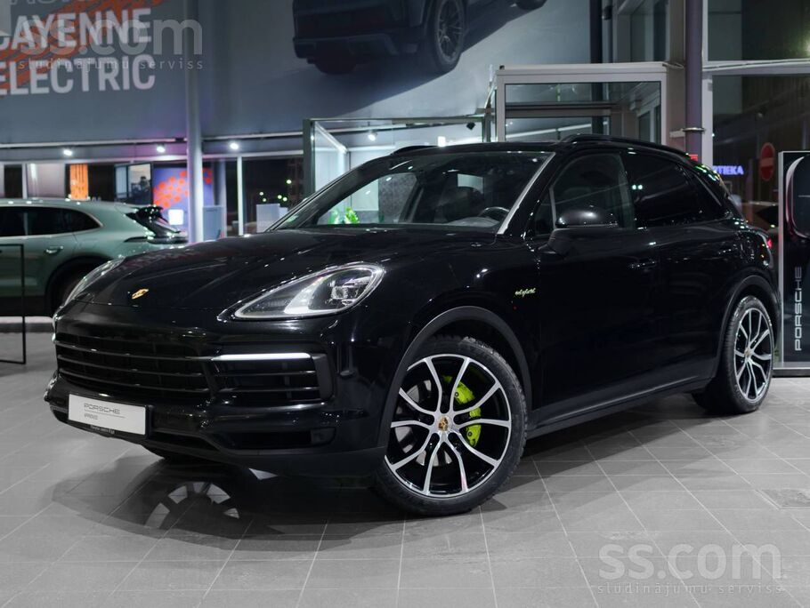 Porsche Cayenne E-Hybrid (My23) 340kW / 462hp Pirmā reģistrācija 22/08/2022