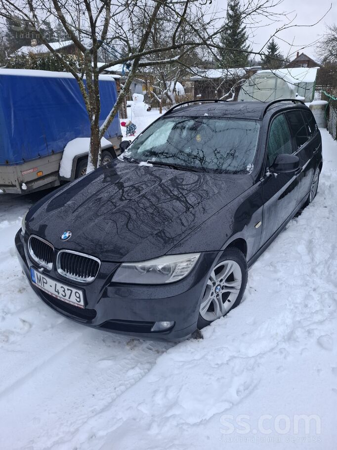 BMW Ļoti labā tehniskā un vizuālā kārtībā.