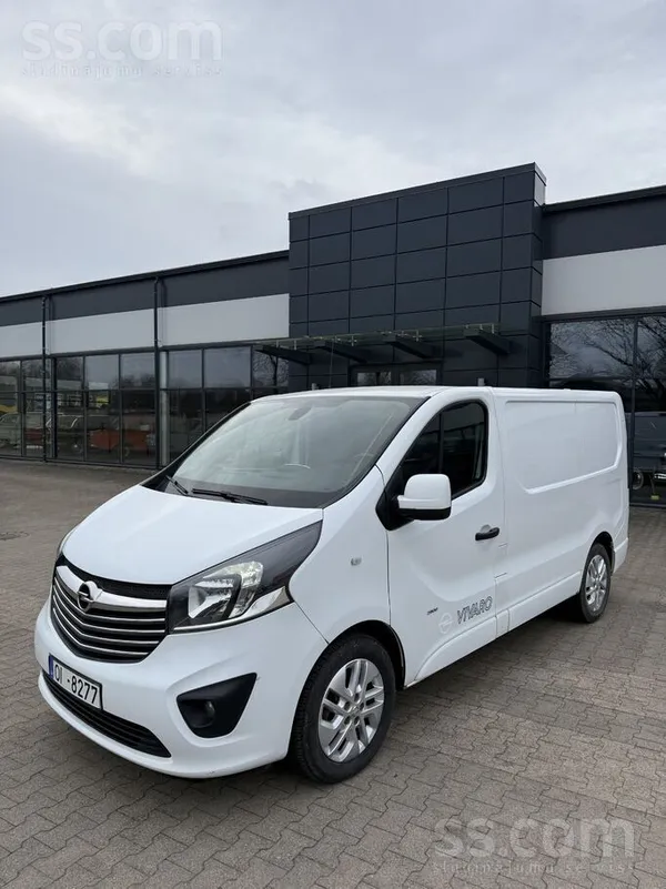 Opel Pārdod labu darba auto. Bez vinjetes
