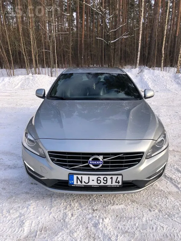 Volvo Pārdodu Volvo V60 D5, Twin Engine 2.4D, 172kw + el