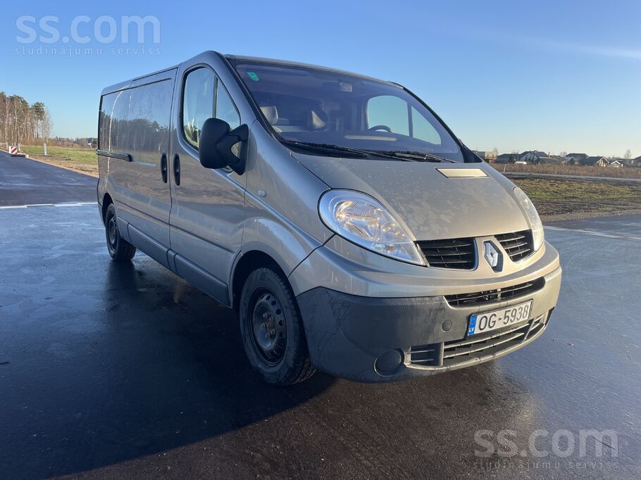 Renault Garā bāze, ļoti labā stāvoklī, apakša apstrāsāta a