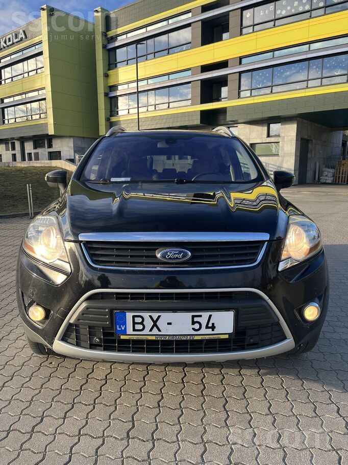 Ford Pardodu Ford Kuga 2.0Tdi 120kw 4x4, loti laba stav