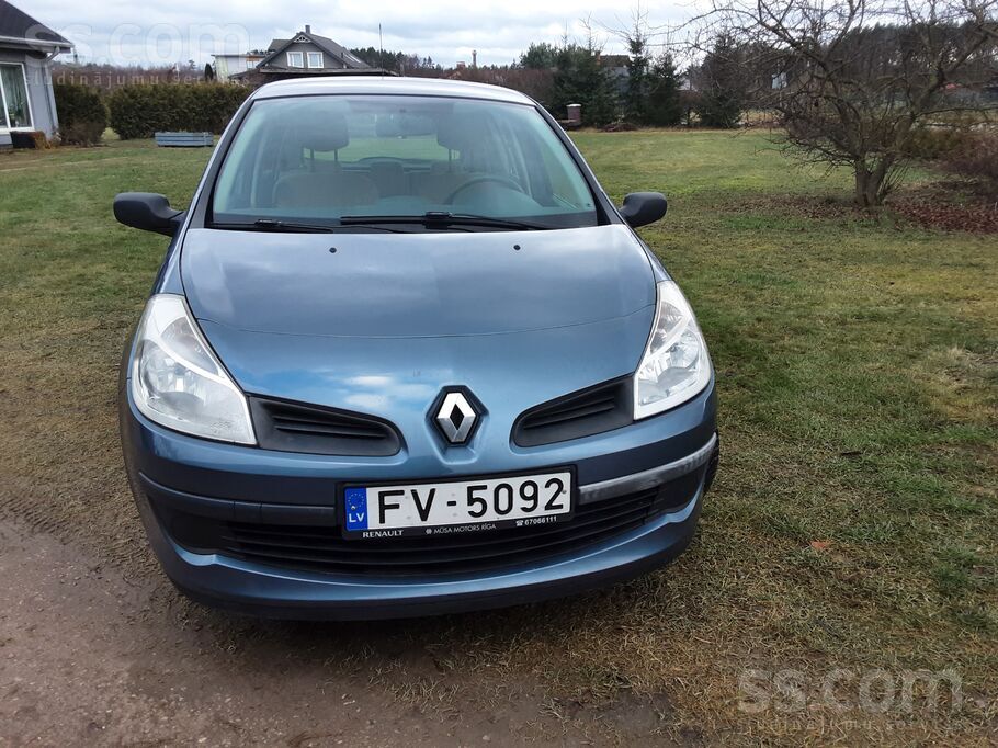 Renault Хорошее состояние дефектов нет.