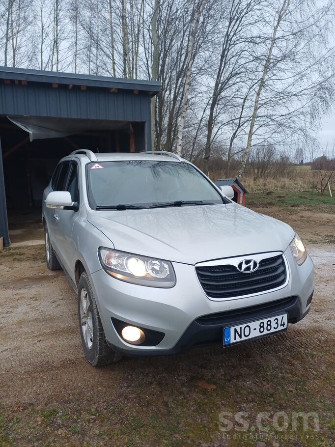 Hyundai Pārdodu Hunday Santa Fe 2010. gada. Sataisīta rito
