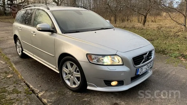 Volvo Rdesing, auto no Zviedrijas . Facelift , Nokian zi
