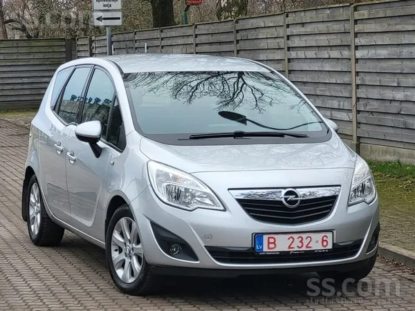 Opel Opel Meriva 1.4 Turbo 103kw benzīns 6 ātrumu mehan