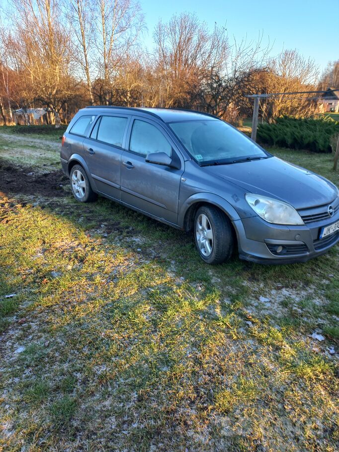 Pārdod Opel Astra 2005. gada 1.9 Tdi bez TA labā braucošā stāvoklī ir vizuāl