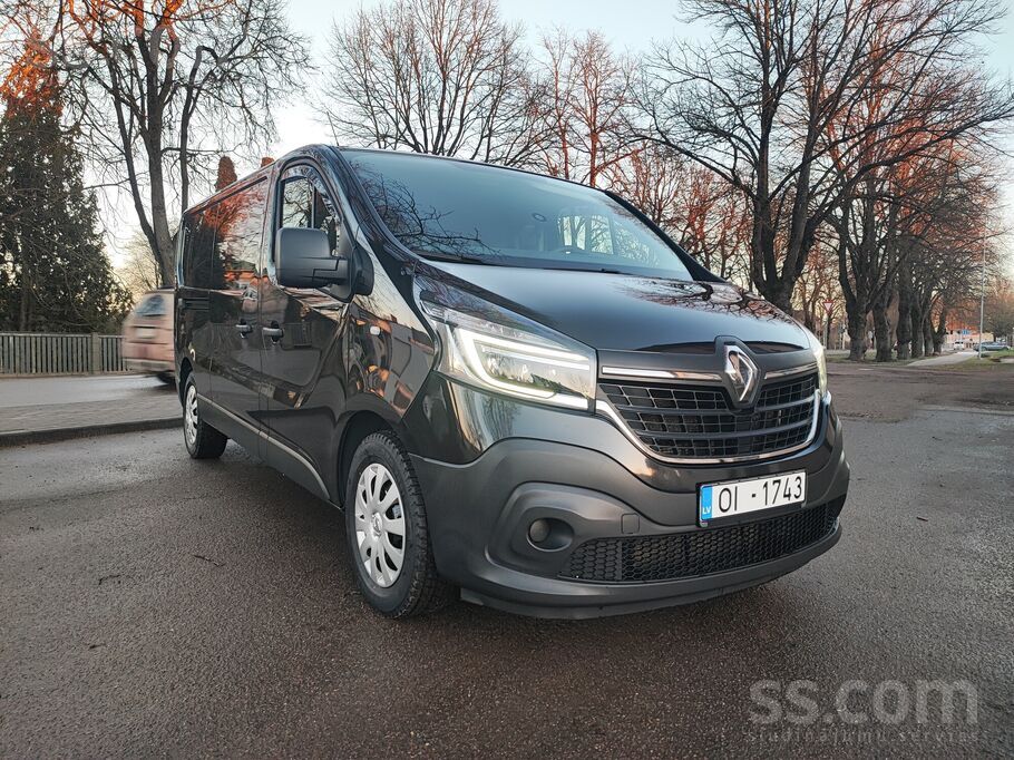 Netto cena 10700eur. Facelift modelis Pirmā reģistrācija .07.10.2019.Renault