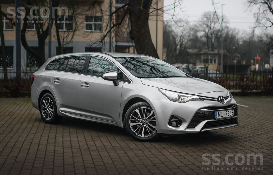 Toyota Pārdodu Toyota Avensis 2.0 D-4D (105 kw)